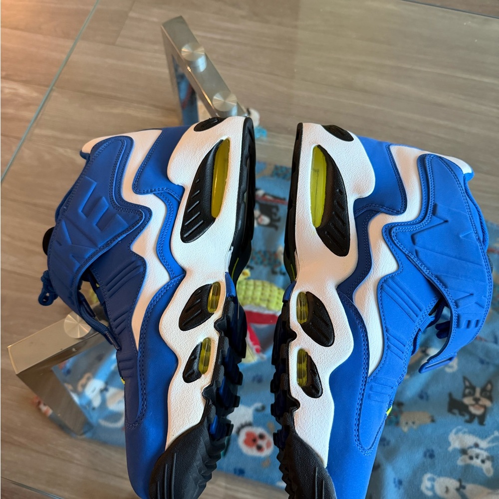 Nike Air Griffey Max 1
Men's Shoes
NO BOX - Picture 4 of 5